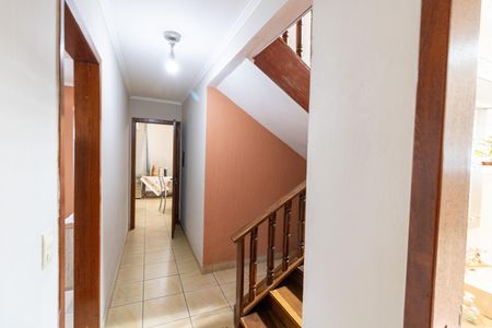 Escada de casa à venda com 4 quartos, 213m² em Aberta dos Morros, Porto Alegre