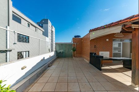 Apartamento à venda com 158m², 3 quartos e 2 vagas Apartamento à venda com 158m², 3 quartos e 2 vagasVaranda