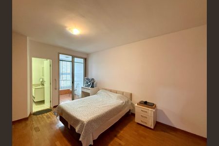 Apartamento para alugar com 167m², 4 quartos e 2 vagasSuíte 