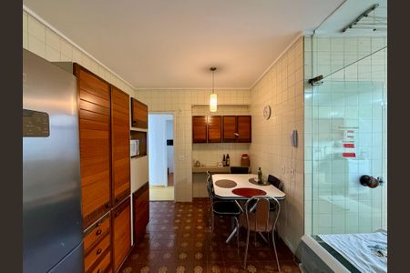 Apartamento para alugar com 167m², 4 quartos e 2 vagasCozinha