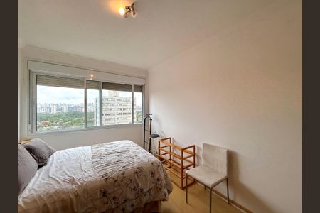 Apartamento para alugar com 167m², 4 quartos e 2 vagasQuarto 2