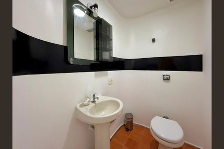 Apartamento para alugar com 167m², 4 quartos e 2 vagasLavabo 