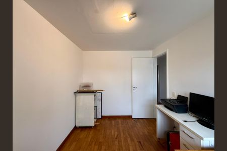 Apartamento para alugar com 167m², 4 quartos e 2 vagasQuarto 4