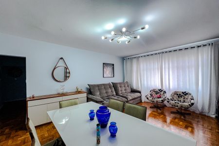 Apartamento à venda com 120m², 3 quartos e 1 vaga Apartamento à venda com 120m², 3 quartos e 1 vagaSala