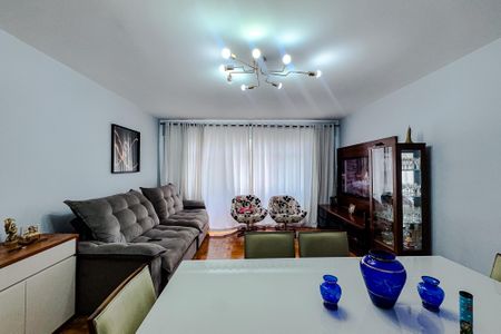 Apartamento à venda com 120m², 3 quartos e 1 vaga Apartamento à venda com 120m², 3 quartos e 1 vagaSala