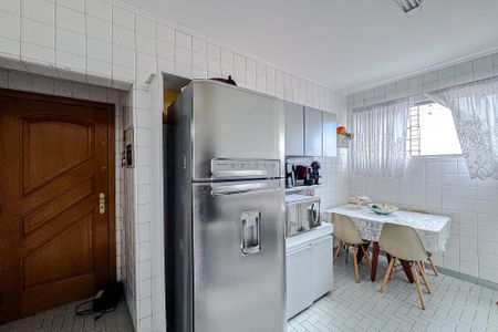 Apartamento à venda com 120m², 3 quartos e 1 vaga Apartamento à venda com 120m², 3 quartos e 1 vagaCozinha