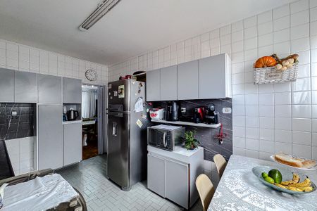Apartamento à venda com 120m², 3 quartos e 1 vaga Apartamento à venda com 120m², 3 quartos e 1 vagaCozinha