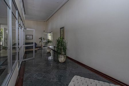Apartamento à venda com 63m², 2 quartos e 1 vagahall de entrada _4