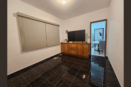 Sala de casa para alugar com 3 quartos, 120m² em Parque Santo Antônio, São Paulo