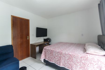 Casa de condomínio à venda com 64m², 2 quartos e 1 vagaQuarto 2