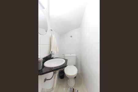 Casa de condomínio à venda com 64m², 2 quartos e 1 vagaLavabo