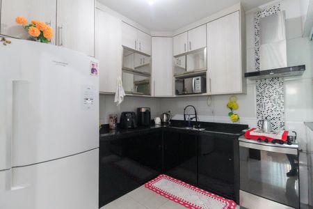 Casa de condomínio à venda com 64m², 2 quartos e 1 vagaCozinha