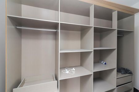 Casa à venda com 130m², 3 quartos e 4 vagasCloset da suíte 2