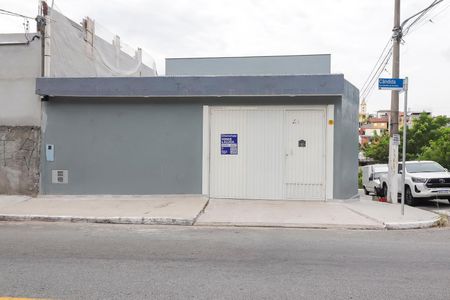 Casa à venda com 130m², 3 quartos e 4 vagasFachada