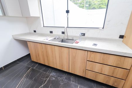 Casa à venda com 130m², 3 quartos e 4 vagasSala/Cozinha