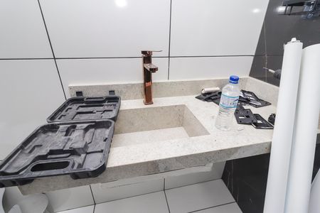 Casa à venda com 130m², 3 quartos e 4 vagasBanheiro da Suíte 2