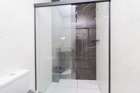 Casa à venda com 130m², 3 quartos e 4 vagasBanheiro da Suíte 1