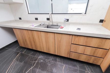 Casa à venda com 130m², 3 quartos e 4 vagasSala/Cozinha