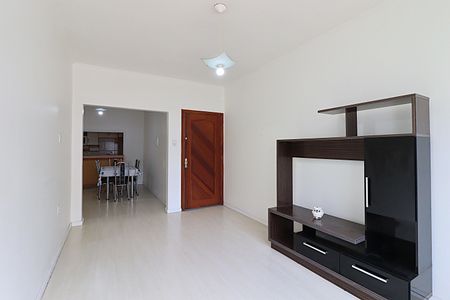 Sala de apartamento à venda com 2 quartos, 79m² em Auxiliadora, Porto Alegre