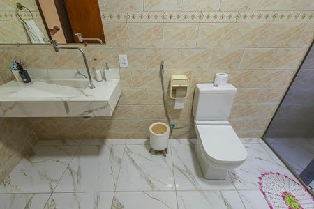 Casa à venda com 403m², 3 quartos e 3 vagasbanheiro