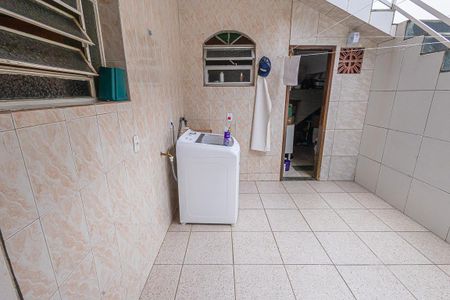 Casa à venda com 403m², 3 quartos e 3 vagasarea de serviço / quintal