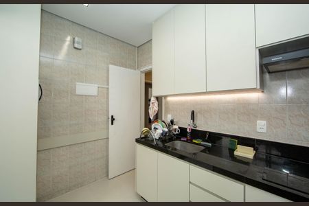 Apartamento à venda com 100m², 3 quartos e 1 vagaCOZINHA