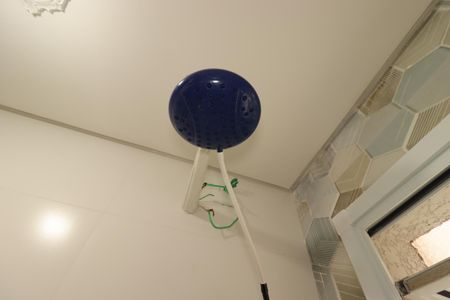 Apartamento à venda com 45m², 2 quartos e 1 vagaBanheiro Social - Chuveiro