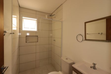 Banheiro de kitnet/studio para alugar com 1 quarto, 25m² em Bangú, Santo André
