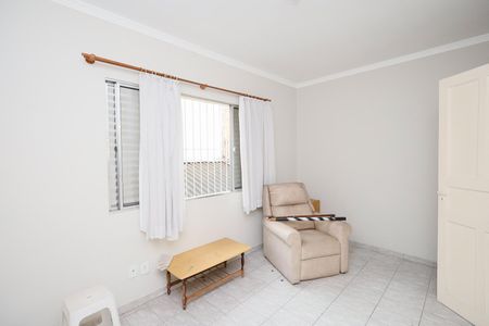 Casa para alugar com 100m², 2 quartos e 2 vagasQuarto 1