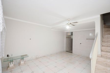 Sala  de casa para alugar com 2 quartos, 100m² em Parque Edu Chaves, São Paulo