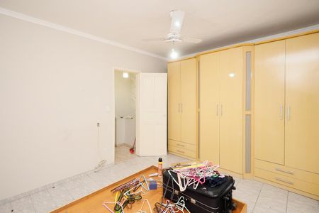 Casa para alugar com 100m², 2 quartos e 2 vagasQuarto 2