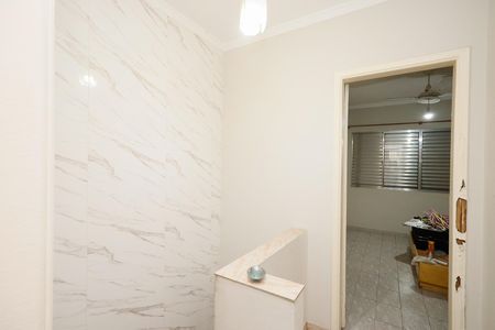 Casa para alugar com 100m², 2 quartos e 2 vagasHall