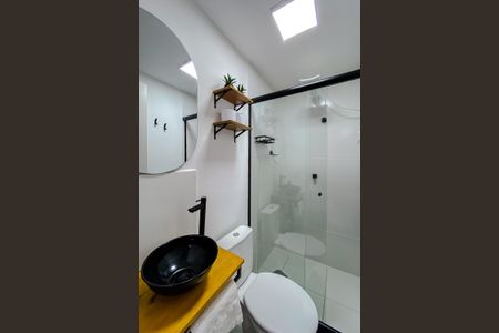 Banheiro de kitnet/studio para alugar com 1 quarto, 17m² em Mooca, São Paulo