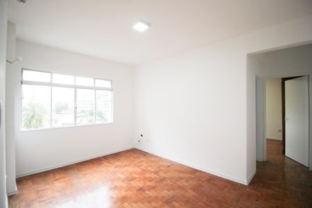 Sala de apartamento para alugar com 1 quarto, 50m² em Vila Nova Conceição, São Paulo