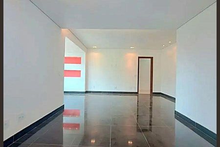Apartamento à venda com 3 quartos, 220m² em Buritis, Belo Horizonte