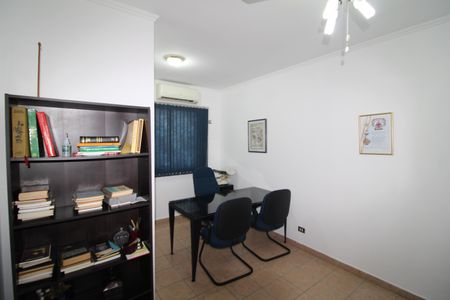 Casa à venda com 140m², 5 quartos e sem vagaQuarto 3