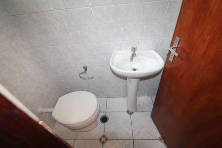 Casa à venda com 140m², 5 quartos e sem vagaLavabo 3