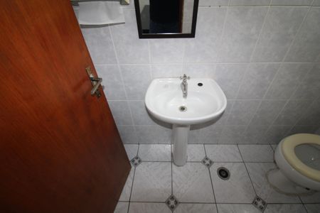 Casa à venda com 140m², 5 quartos e sem vagaLavabo 2