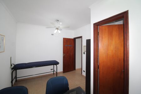 Casa à venda com 140m², 5 quartos e sem vagaQuarto 3