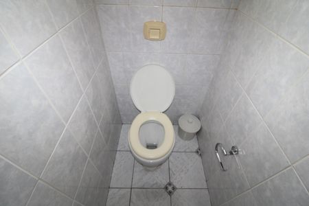 Casa à venda com 140m², 5 quartos e sem vagaLavabo 2