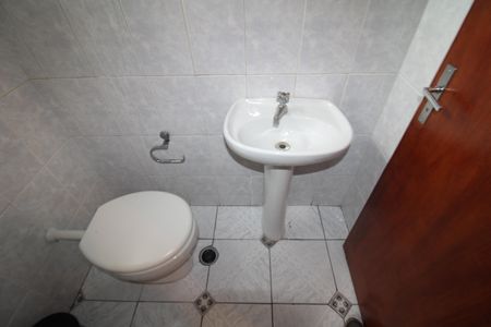 Casa à venda com 140m², 5 quartos e sem vagaLavabo 3