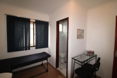 Casa à venda com 140m², 5 quartos e sem vagaQuarto 4