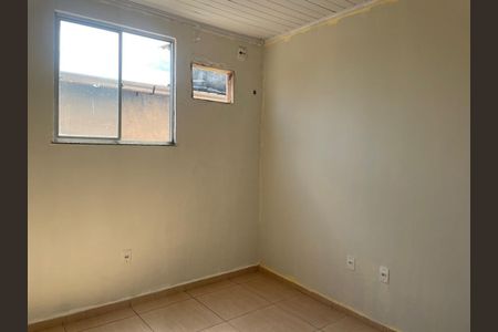 Quarto de kitnet/studio para alugar com 1 quarto, 32m² em Senador Vasconcelos, Rio de Janeiro