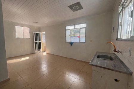 Cozinha de kitnet/studio para alugar com 1 quarto, 32m² em Senador Vasconcelos, Rio de Janeiro