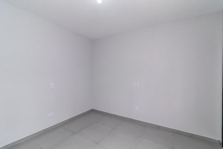 Sala de casa para alugar com 2 quartos, 63m² em Vila Buenos Aires, São Paulo