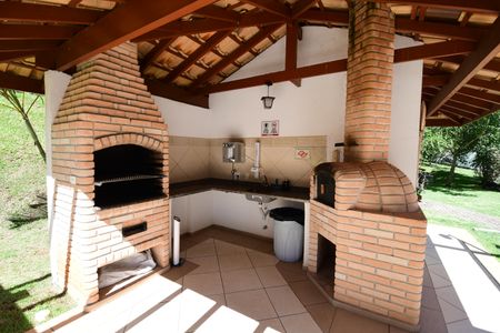 Apartamento para alugar com 55m², 2 quartos e 1 vagaÁrea comum - Churrasqueira