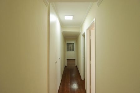 Apartamento à venda com 101m², 3 quartos e 1 vagaCorredor