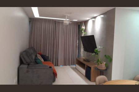 Sala de apartamento à venda com 3 quartos, 101m² em Piratininga, Niterói