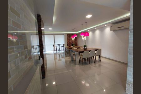 Apartamento à venda com 101m², 3 quartos e 2 vagasÁrea externa