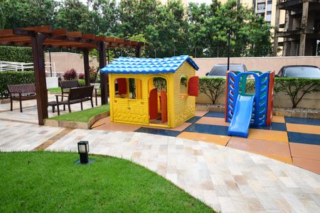 Apartamento para alugar com 69m², 2 quartos e 2 vagasÁrea comum - Playground